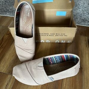 TOMS Light Tan Slip-On Shoes with Patterned Lining